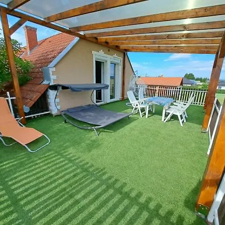 Apartament Berek Vendeghaz *